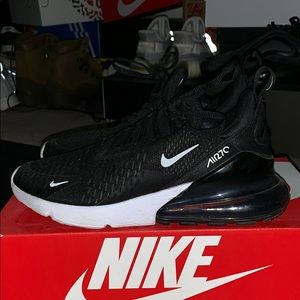 Air Max 270